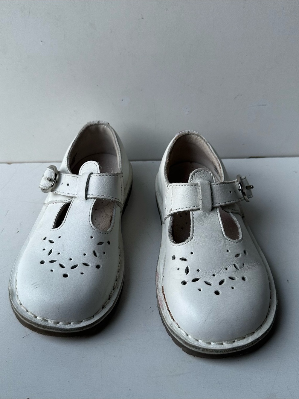 Stride Rite Girls White Leather Mary Jane Shoes Buckle Strap Size 9.5 M